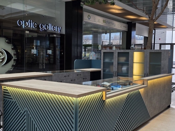 Магазин в София, Младост 1 - 12 кв.м за 209 €/кв.м - Снимка #1