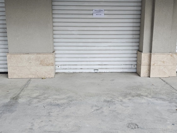 Дава се под наем Гараж / Паркомясто в Пловдив, Кючук Париж - 17 кв.м за 102 € - Снимка #1