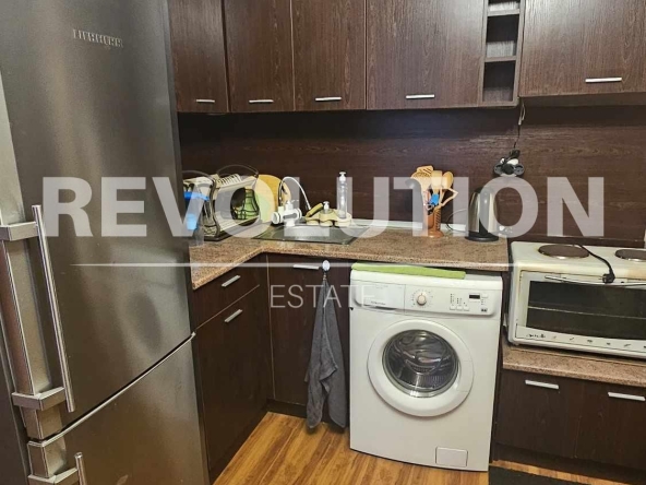 Дава се под наем Двустаен апартамент в Варна, Център - 55 кв.м за 475 € - Снимка #1