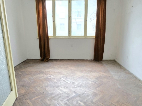 Четиристаен апартамент в Горна Оряховица - 95 кв.м за 842 €/кв.м - Снимка #1