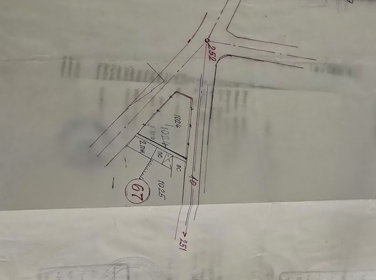 Парцел в с. Драгоево, Област Шумен - 500 кв.м за 20 €/кв.м - Снимка #1