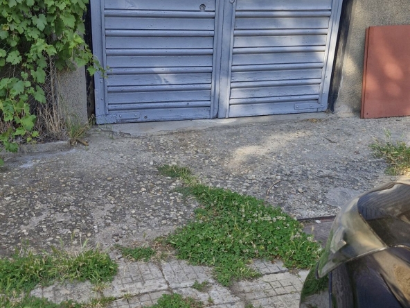 Дава се под наем Гараж / Паркомясто в София, НПЗ Дианабад - 19 кв.м за 408 € - Снимка #1