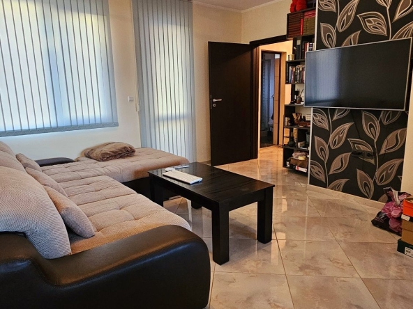 Дава се под наем Двустаен апартамент в Пловдив, Център - 70 кв.м за 535.5 € - Снимка #1