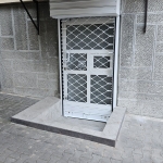 Дава се под наем Магазин в Стара Загора, Център - 17 кв.м за 180 € - Снимка #1