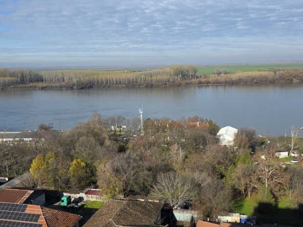 Тристаен апартамент в Силистра, Римска гробница - 75 кв.м за 299 €/кв.м - Снимка #1