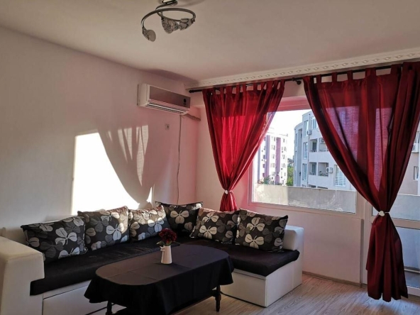 Дава се под наем Тристаен апартамент в Бургас, Меден рудник - зона Б - 62 кв.м за 331.5 € - Снимка #1