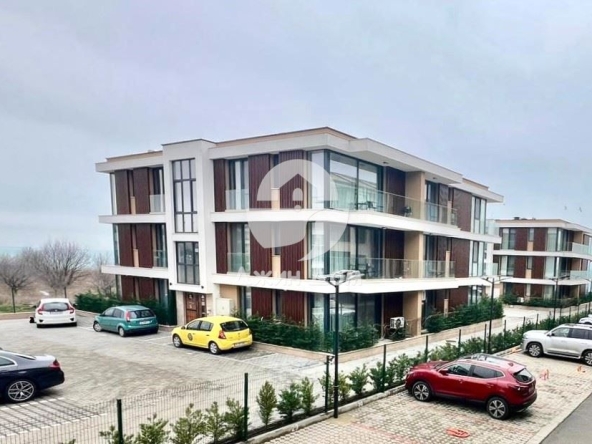 Двустаен апартамент в Бургас, Сарафово - 64 кв.м за 1315 €/кв.м - Снимка #1