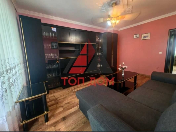 Дава се под наем Тристаен апартамент в Варна, Лятно кино Тракия - 70 кв.м за 459 € - Снимка #1