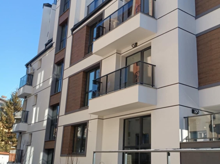 Дава се под наем Склад в София, Подуяне - 33 кв.м за 300 € - Снимка #1
