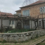 Къща в с. Аврен, Област Варна - 90 кв.м за 834 €/кв.м - Снимка #1