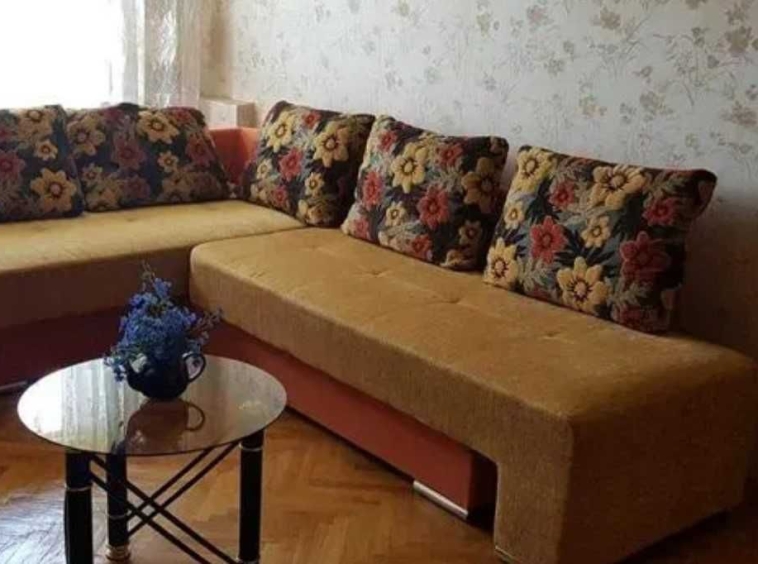 Дава се под наем Двустаен апартамент в Пловдив, Коматево - 65 кв.м за 204 € - Снимка #1
