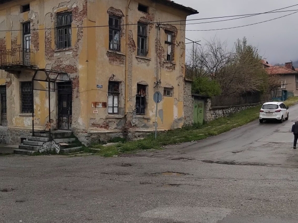 Къща в с. Бистрица, Област Кюстендил - 170 кв.м за 360 €/кв.м - Снимка #1