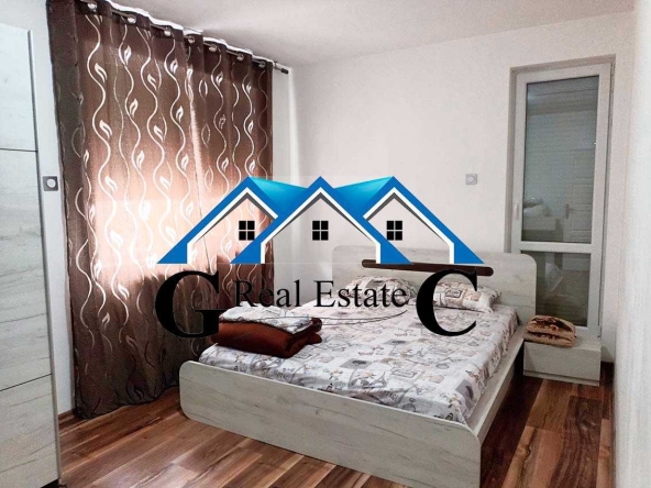 Тристаен апартамент в Варна, Възраждане 1 - 75 кв.м за 7 €/кв.м - Снимка #1