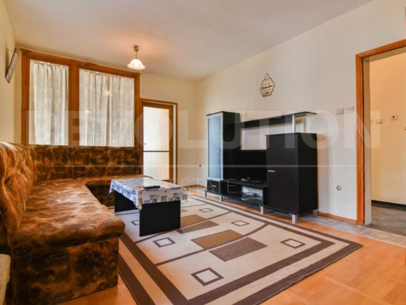 Дава се под наем Тристаен апартамент в София, Младост 4 - 78 кв.м за 450 € - Снимка #1