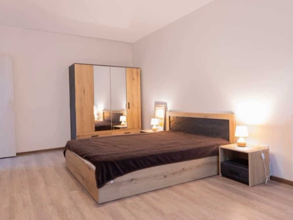 Дава се под наем Тристаен апартамент в София, Лозенец - 75 кв.м за 673.2 € - Снимка #1