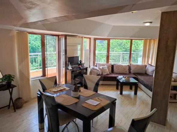 Двустаен апартамент в Пловдив, Кършияка - 79 кв.м за 1684 €/кв.м - Снимка #1