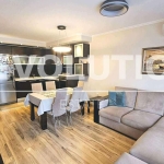 Дава се под наем Тристаен апартамент в Варна, Левски - 95 кв.м за 707.88 € - Снимка #1