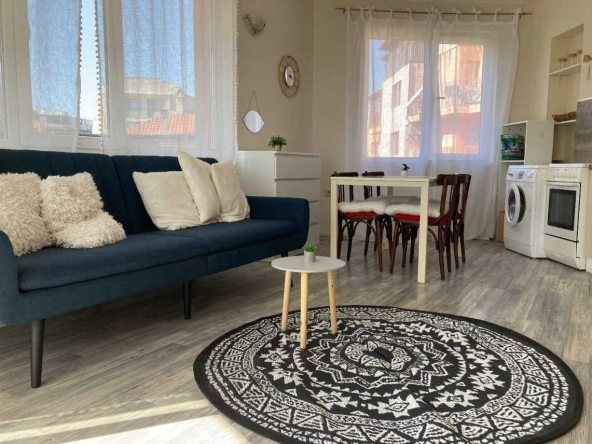 Дава се под наем Тристаен апартамент в Бургас, Сарафово - 100 кв.м за 440 € - Снимка #1