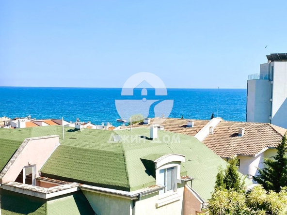 Тристаен апартамент в Свети Влас - 84 кв.м за 1011 €/кв.м - Снимка #1