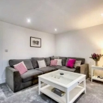 Дава се под наем Тристаен апартамент в Пловдив, Център - 72 кв.м за 183.6 € - Снимка #1