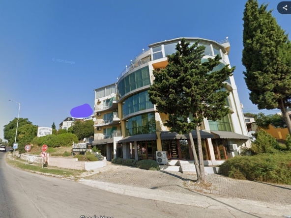 Двустаен апартамент в Варна, м-т Траката - 70 кв.м за 2415 €/кв.м - Снимка #1