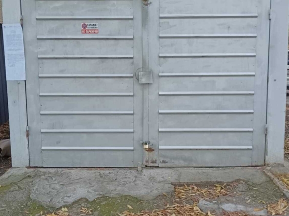 Гараж / Паркомясто в Сливен, Българка - 10 кв.м за 26 €/кв.м - Снимка #1