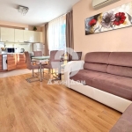 Тристаен апартамент в к.к. Слънчев бряг - 79 кв.м за 839 €/кв.м - Снимка #1