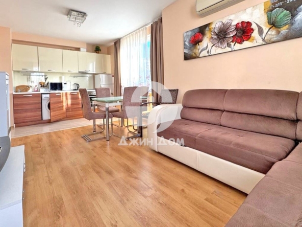 Тристаен апартамент в к.к. Слънчев бряг - 79 кв.м за 839 €/кв.м - Снимка #1