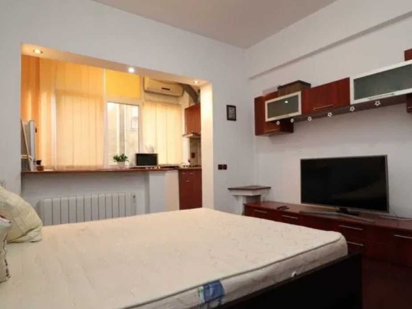 Дава се под наем Тристаен апартамент в Пловдив, Каменица 1 - 110 кв.м за 348.84 € - Снимка #1