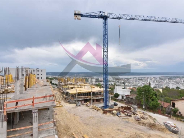 Тристаен апартамент в Варна, Възраждане 3 - 71 кв.м за 1691 €/кв.м - Снимка #1