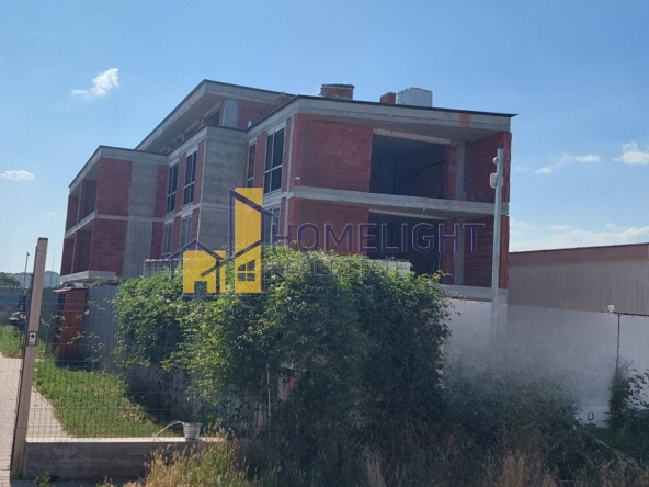 Тристаен апартамент в София, Враждебна - 129 кв.м за 1469 €/кв.м - Снимка #1