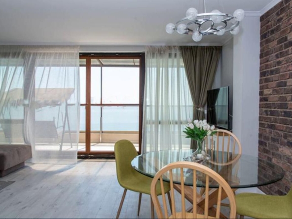 Дава се под наем Мезонет в Варна, Център - 280 кв.м за 1800 € - Снимка #1