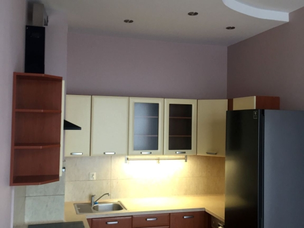 Дава се под наем Двустаен апартамент в София, Зона Б-19 - 60 кв.м за 484.5 € - Снимка #1