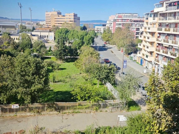 Дава се под наем Едностаен апартамент в Поморие - 40 кв.м за 224.4 € - Снимка #1