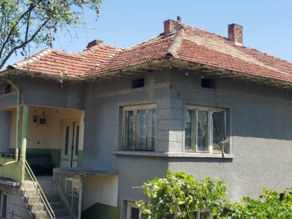 Къща в Бяла - 153 кв.м за 327 €/кв.м - Снимка #1