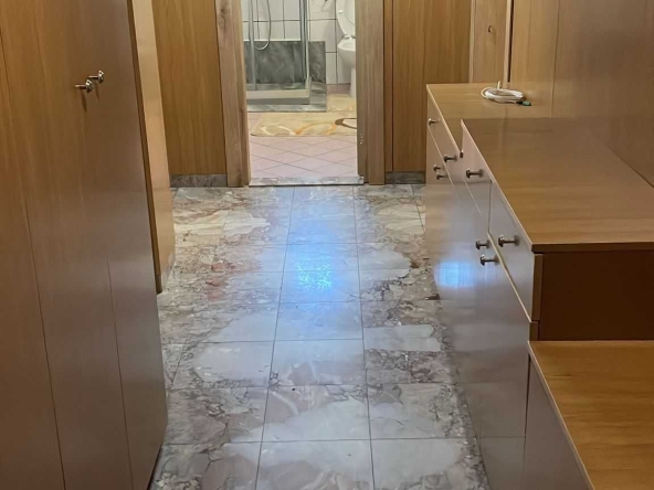 Тристаен апартамент в Варна, Победа - 95 кв.м за 2158 €/кв.м - Снимка #1