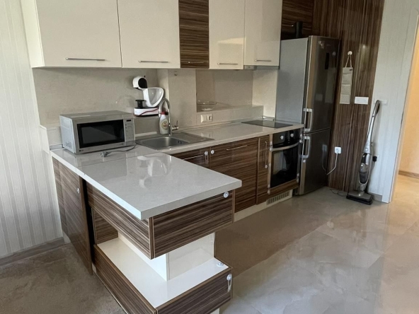 Дава се под наем Двустаен апартамент в Варна, Бриз - 65 кв.м за 700 € - Снимка #1