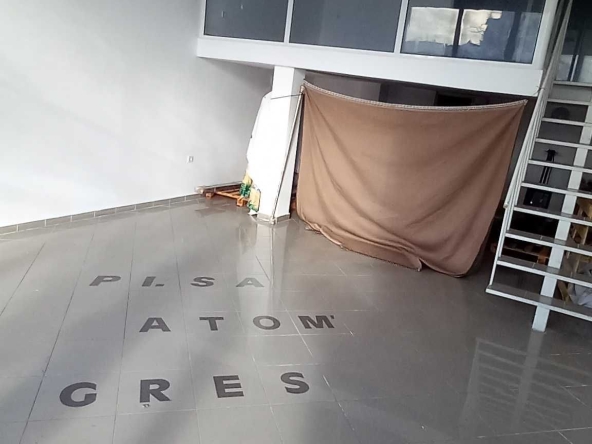 Дава се под наем Магазин в Бургас, Възраждане - 85 кв.м за 306 € - Снимка #1