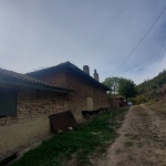 Къща в с. Янково, Област Шумен - 1500 кв.м за 11 €/кв.м - Снимка #1