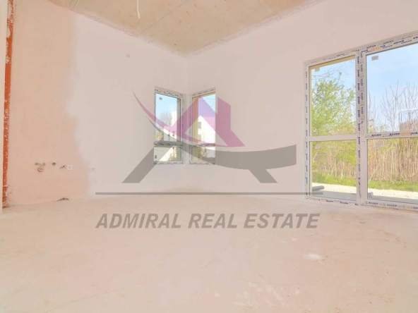 Двустаен апартамент в Варна, Младост 1 - 65 кв.м за 1431 €/кв.м - Снимка #1