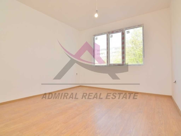 Тристаен апартамент в Варна, Трошево - 68 кв.м за 1986 €/кв.м - Снимка #1