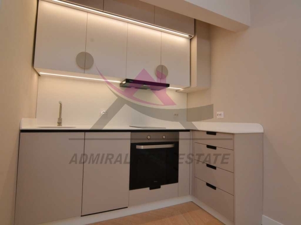 Тристаен апартамент в Варна, Гръцка махала - 109 кв.м за 3120 €/кв.м - Снимка #1