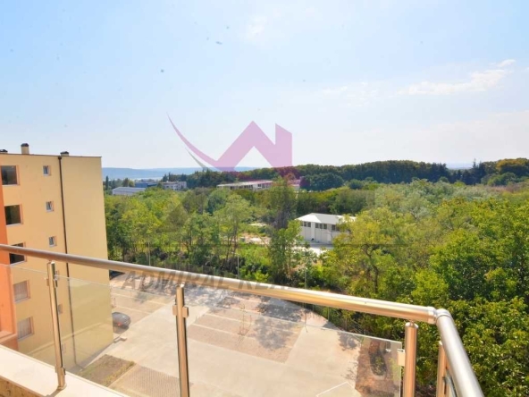 Двустаен апартамент в Варна, Младост 2 - 58 кв.м за 2328 €/кв.м - Снимка #1