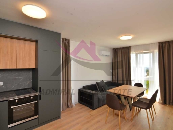 Дава се под наем Двустаен апартамент в Варна, Изгрев - 50 кв.м за 458.49 € - Снимка #1