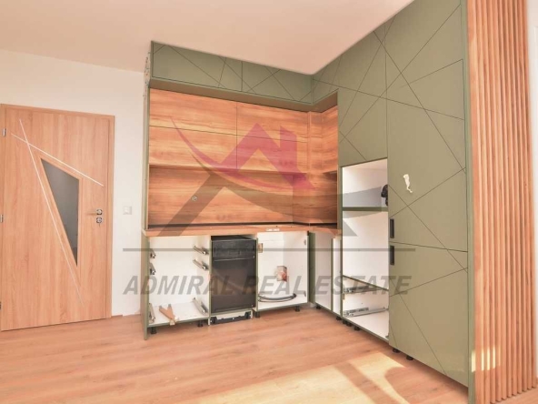 Тристаен апартамент в Варна, Победа - 85 кв.м за 2353 €/кв.м - Снимка #1