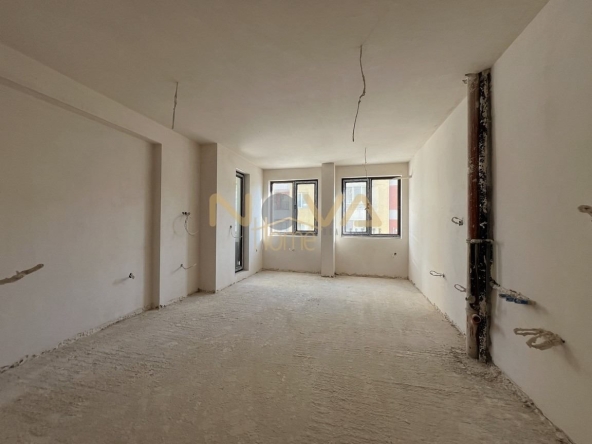 Двустаен апартамент в Варна, Цветен квартал - 66 кв.м за 1275 €/кв.м - Снимка #1