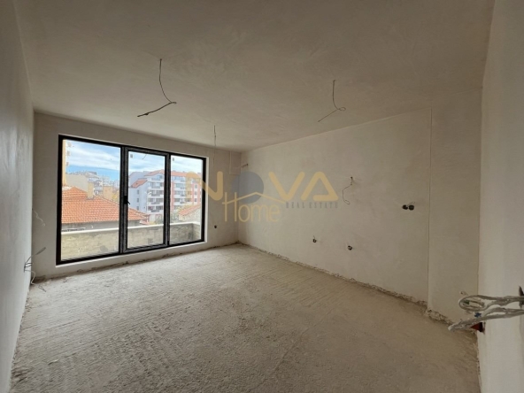 Едностаен апартамент в Варна, ХЕИ - 47 кв.м за 1082 €/кв.м - Снимка #1