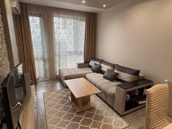 Тристаен апартамент в Пловдив, Южен - 78 кв.м за 857 €/кв.м - Снимка #1