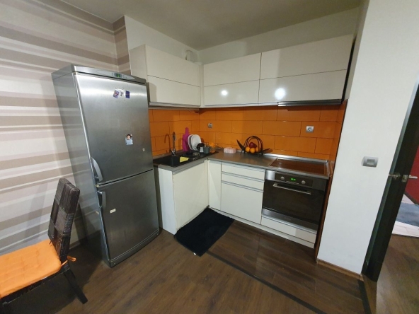 Дава се под наем Двустаен апартамент в Варна, Лятно кино Тракия - 63 кв.м за 382.5 € - Снимка #1