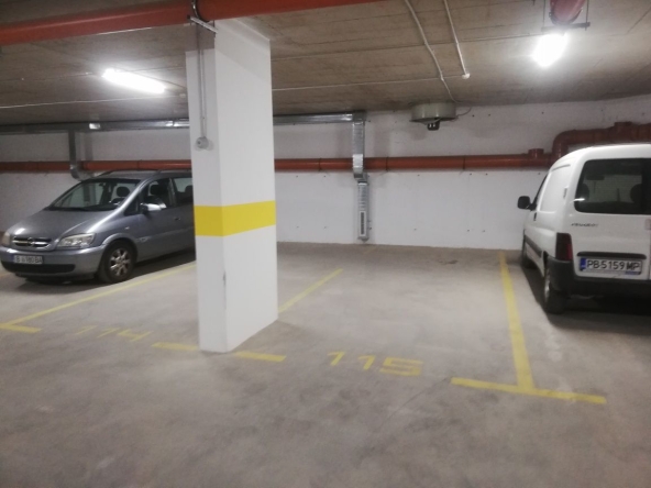 Дава се под наем Гараж / Паркомясто в Пловдив, Каменица 2 - 20 кв.м за 61.2 € - Снимка #1